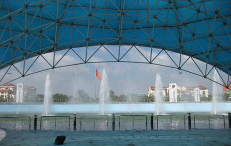 Đài phun nước tại trung tâm hội nghi Kinh Bắc