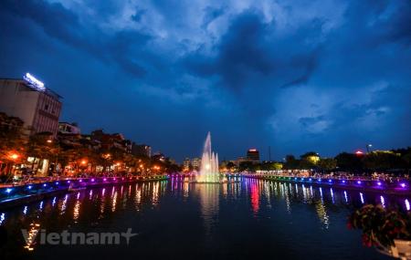 Đài phun nước phố đi bộ Trịnh Công Sơn - Ngày khai trương