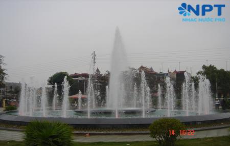 Đài phun nước tại sân vận động TP Việt Trì